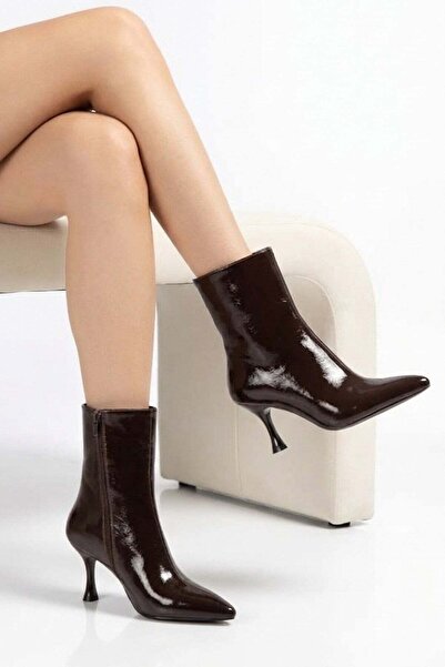 Preshley Women's Fairy Brown 7 cm Heeled Pointed Toe Zippered Boots