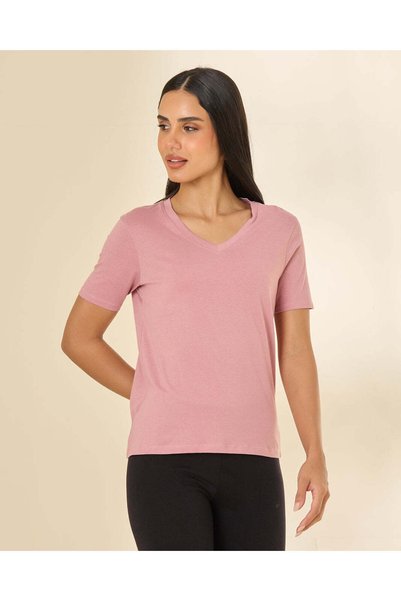 REDTAG تي شيرت نسائي وردي سادة بأكمام قصيرة وياقة على شكل V