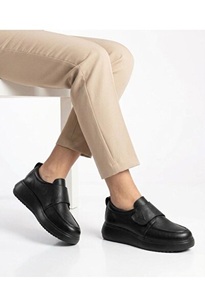 Voyager Women's Black Genuine Leather Orthopedic Sole Seasonal New Season Cas...
