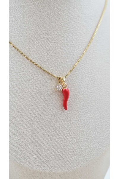 Jerie Single Stone Detailed Lucky Pepper Necklace