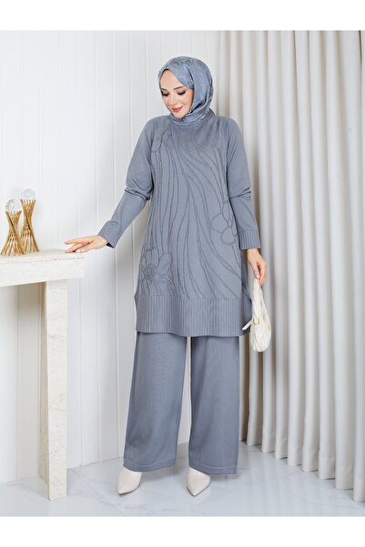 BisuModa Soğuk İplik Çiçek Desenli Triko Pantolonlu Tunik Takım