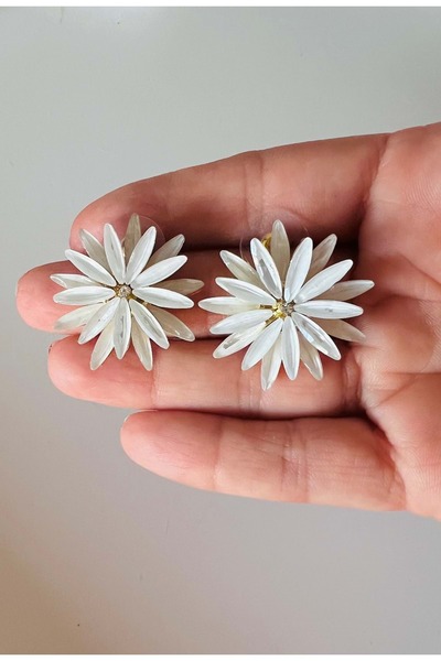 ACAR TAKI White Color Crystal Stone, Star Flower Earrings Acr9763