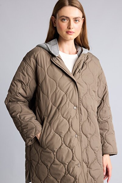 DeFacto Relaxed Fit Hooded Quilted Parka H4138Ax26Au