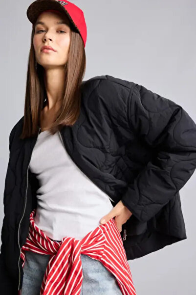 DeFacto Water Repellent Quilted Balloon Fit Jacket (26 Au)