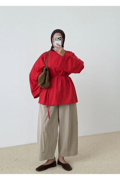 MODA AKSA 09YANDAN YIRTMAÇLI BLUZ KIRMIZI