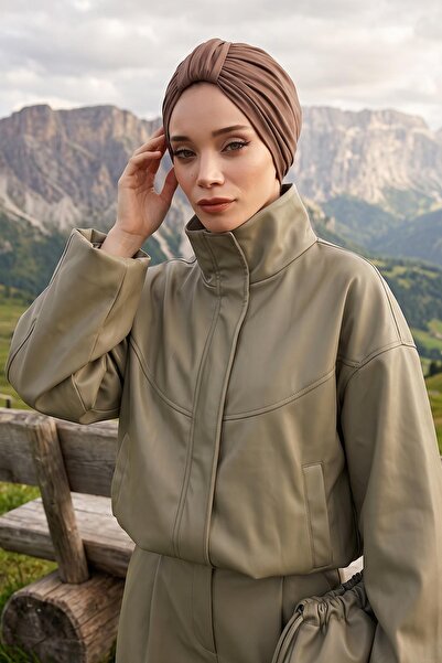 Aisha's Design Stylish and Convenient Cap, B-68