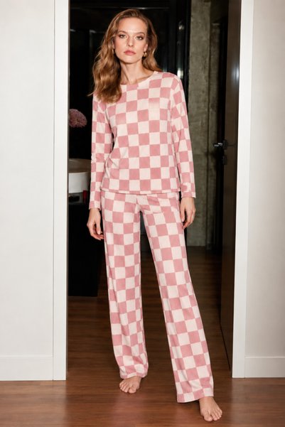 Mindy Women's Crew Neck Long Sleeve Pink Pajama Set