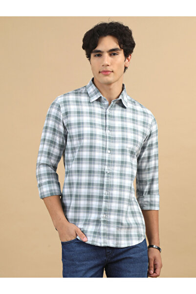 Bushirt By Styli قميص كاجوال بياقة مفتوحة ونقشة مربعات خضراء