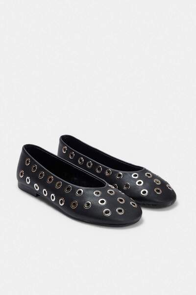 TRENDYOL SHOES Black Trok Detailed Women's Ballerina Flats Takaw27Be00004
