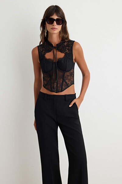 Trendyol Collection بوستير أسود طويل من الدانتيل المحبوك TPRAW27BS00028
