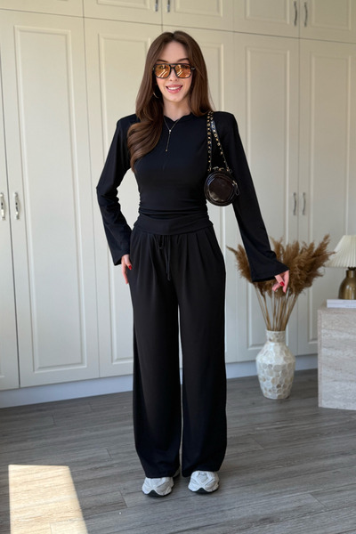 Dilay Gökoğlu Butik Σετ μπλούζας και παντελονιού σε μαύρο χρώμα με επενδυμένη...