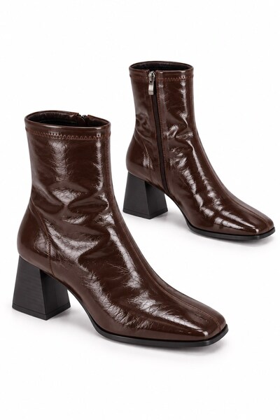 Parponi Fallon women's patent leather stretch heeled boots brown