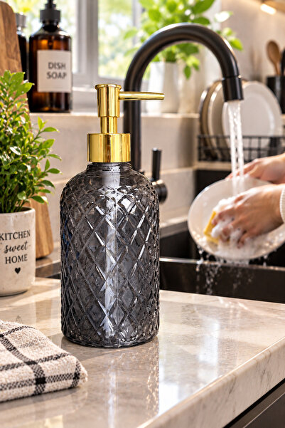 ANGDESİGN Alaçatı Tekli Cam Sıvı Sabunluk FÜME || Modern Lüks Banyo Aksesuarı Dekoratif Sıvı Sabunluk Sabun Dispenseri Banyo & Mutfak İçin Tezgah Üstü Lavabo || GOLD POMPALI || Bulaşık Deterjanı El Sabunu