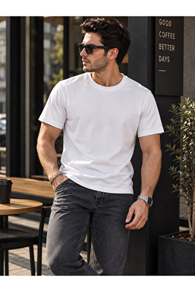 Erkek Krem Rengi Pamuklu Basic Kısa Kollu Rahat Kalıp Tişört