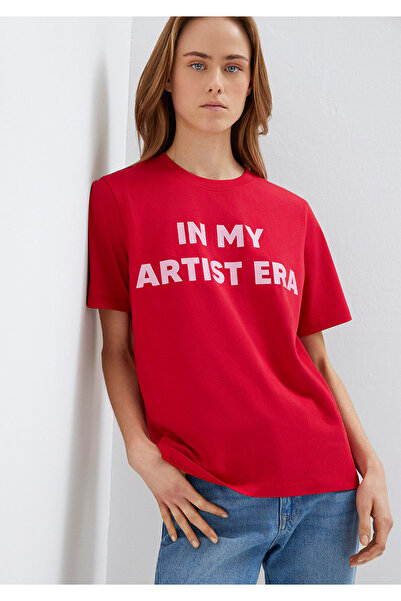 Mavi Rotes T-Shirt mit Slogan-Print, normale Passform 1613734-70935