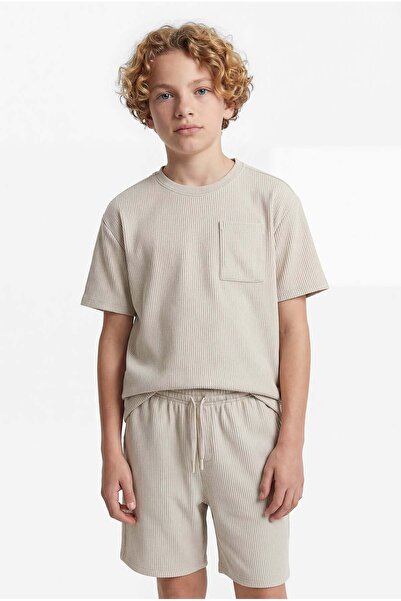 PAULMARK Boy's Textured T-Shirt with Pocket Detail