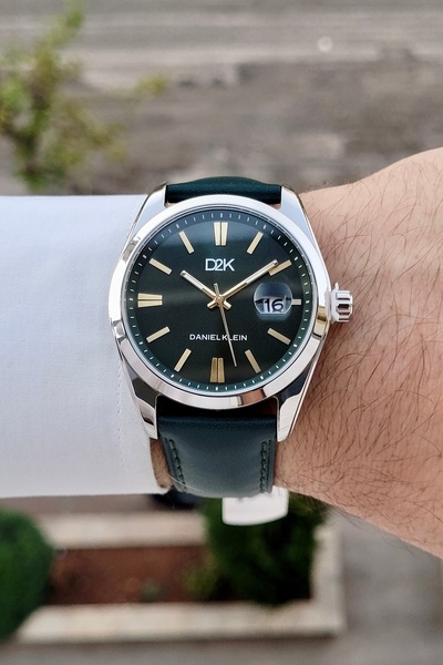 Daniel Klein Kasası Metalik Kordonu Yeşil Renk 42 Mm Takvimli 2 Yıl Garantili...