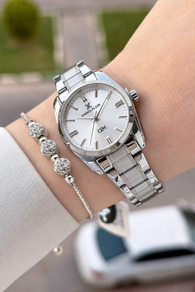 Daniel Klein Gümüş Renk 30 Mm Hediye Paketli Kadın Kol Saati