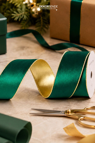 Dekorsende Christmas Tree Ribbon Velvet Emerald Green 6cm X 2m