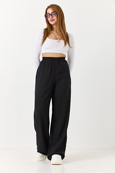 Juuuj Black Woven Fabric High Waist Relaxed Fit Trousers with Pockets Suitabl...