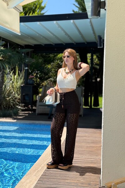 Juuuj Brown Laced Textured High Elastic Waist Wood Bead Tie Short Lined Trousers