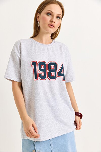 Juuuj Tricou cu imprimeu, gri, din țesătură elastică, cu decolteu tip bicicle...
