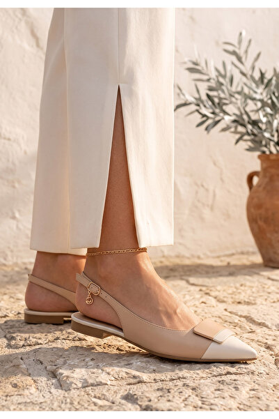 B T Shoes Balerini cu varf ascutit Alaida V2 bej
