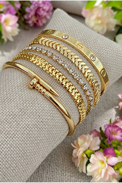 Crc Bijuteri Gold Tone Multi Chain and Stone Bracelet Set