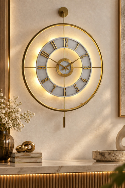 Pey Aksesuar Pey Vitra 60x80 Metal Temperli Gerçek Camlı Işıklı Büyük Boy Dekoratif Duvar Saati – Gold Beyaz