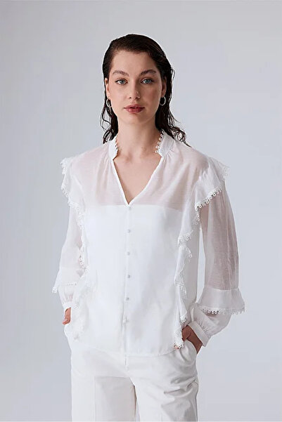 Gusto Judge Collar Flounce Blouse - White