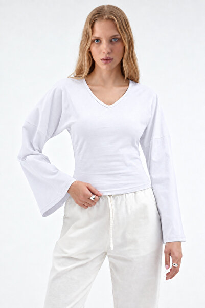 COMBİNE MİCHAİL Women's Raglan Sleeve Textured Crop White Blouse