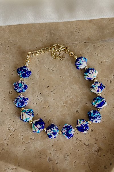 Dore Collection Batik Patterned Oyster Bracelet
