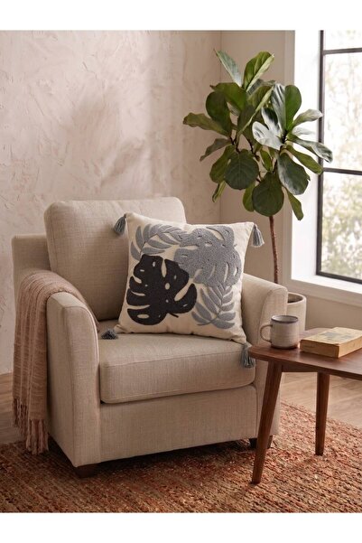 Punch Nakışlı Yaprak Desenli Püsküllü Dekoratif Kırlent Kılıfı 42x42cm (İç Dolgusuz)