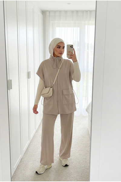 Kirazca Butik طقم نسائي مكون من قطعتين: سترة رياضية وسروال مع جيوب بسحاب