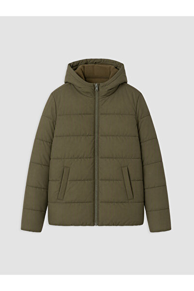 LC Waikiki Hooded puffer jacket for boys