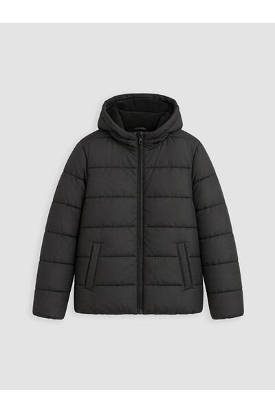 LC Waikiki Hooded puffer jacket for boys