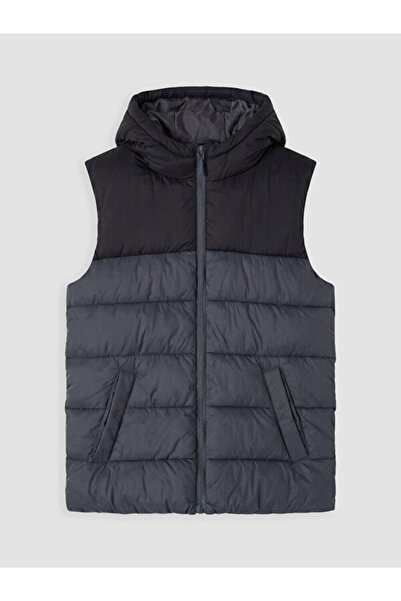 LC Waikiki I Hooded Boy's Puffer Vest from Freezen Store