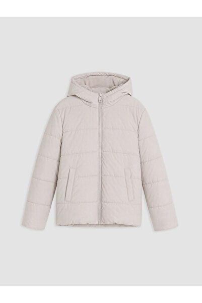 LC Waikiki Hooded puffer jacket for boys