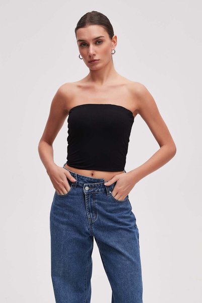 Livia Women's Cropped Plain Top