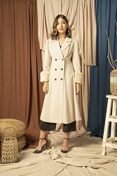 Nichii Fur-Trim Coat with Long Sleeves