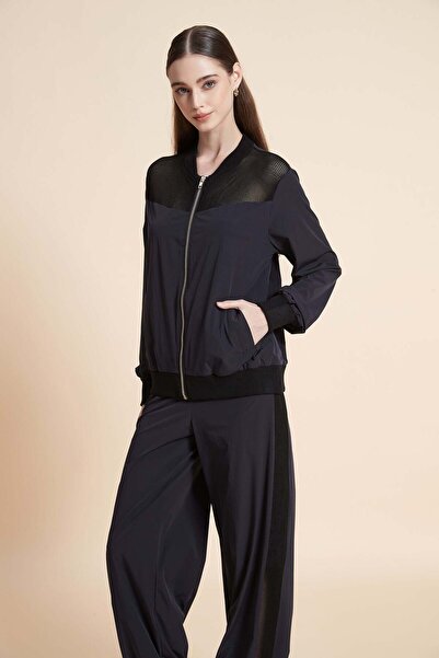 Yola Sweatshirt with Hood