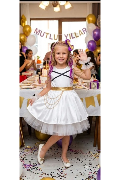 BOZTAŞ BEBE Rumi̇ K-Pop Inspired Sleeveless White Evening Dress & Rumi̇ Inspi...