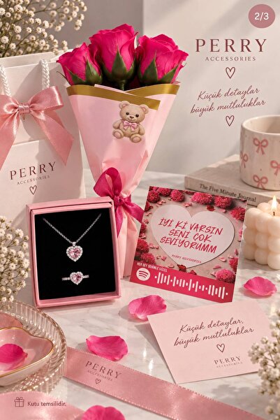 Perry Accesories solmayan üçlü pembe kokulu gül buketi ve kararmaz çelik pemb...