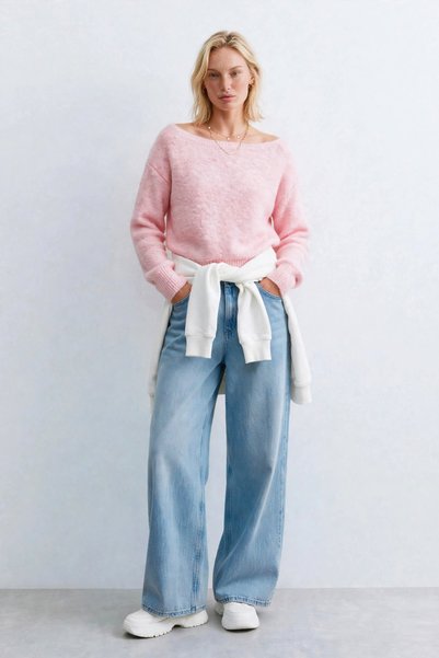 BARRELS AND OIL Women's Boat Neck Boucle Sweater - Pink