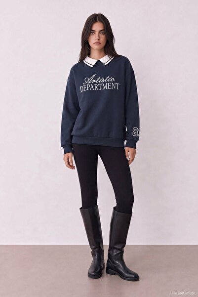 Quzu Women's Navy Blue Embroidery Detailed Sweatshirt