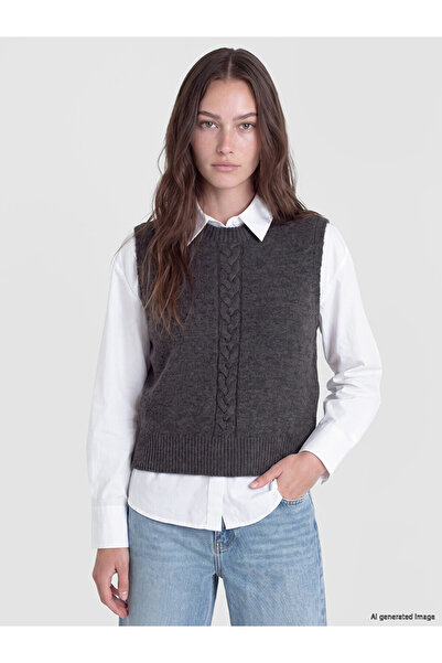 LC Waikiki سترة تريكو نسائية من Özmarka New Season Anthracite برقبة دائرية