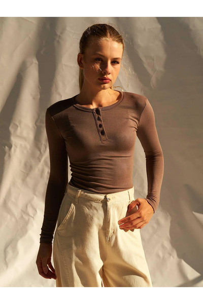 Bisiklet Yaka Düğmeli Body