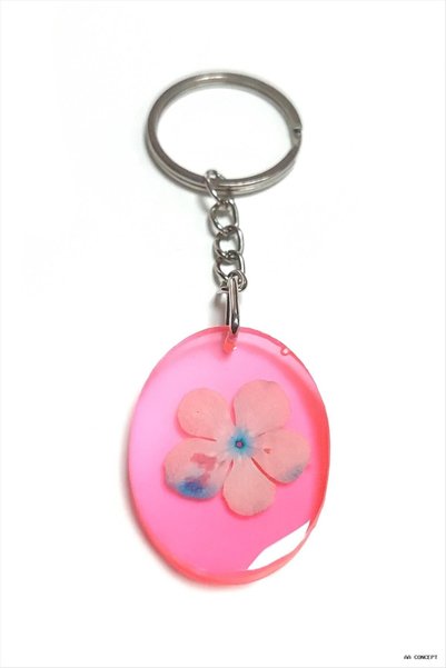 ZERO LAND Concepta Snowball Flower Oval Epoxy Keychain (10808) Pink