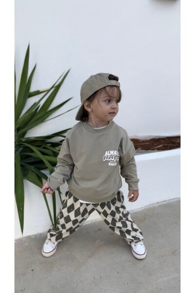 KİDSROOM ERKEK ÇOCUK BASKILI SWEATSHİRT PANTOLON 2'Lİ TAKIM