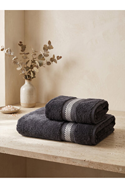 Dantela Katrina Set of 2 Embroidered Bath Towels